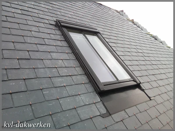 Velux met verzonken hulpstukken, natuurleien 32/22
